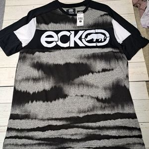 Ecko unlimited "Striped Skie's" Short Sleeve T Shirt.